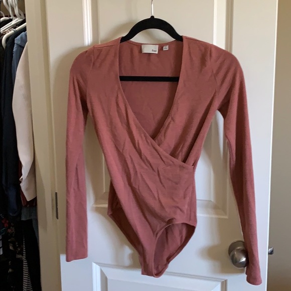 Aritiza burnt orange body suite - Picture 1 of 4